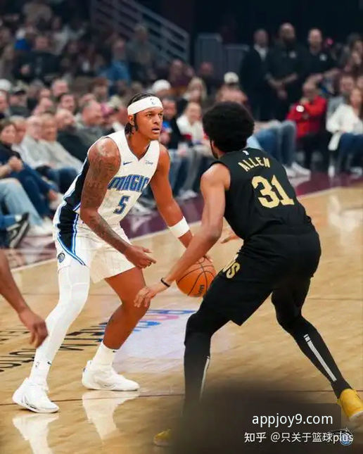 九游怎么下载 骑士vs魔术:一场高分对决与移动观赛体验的全面对比